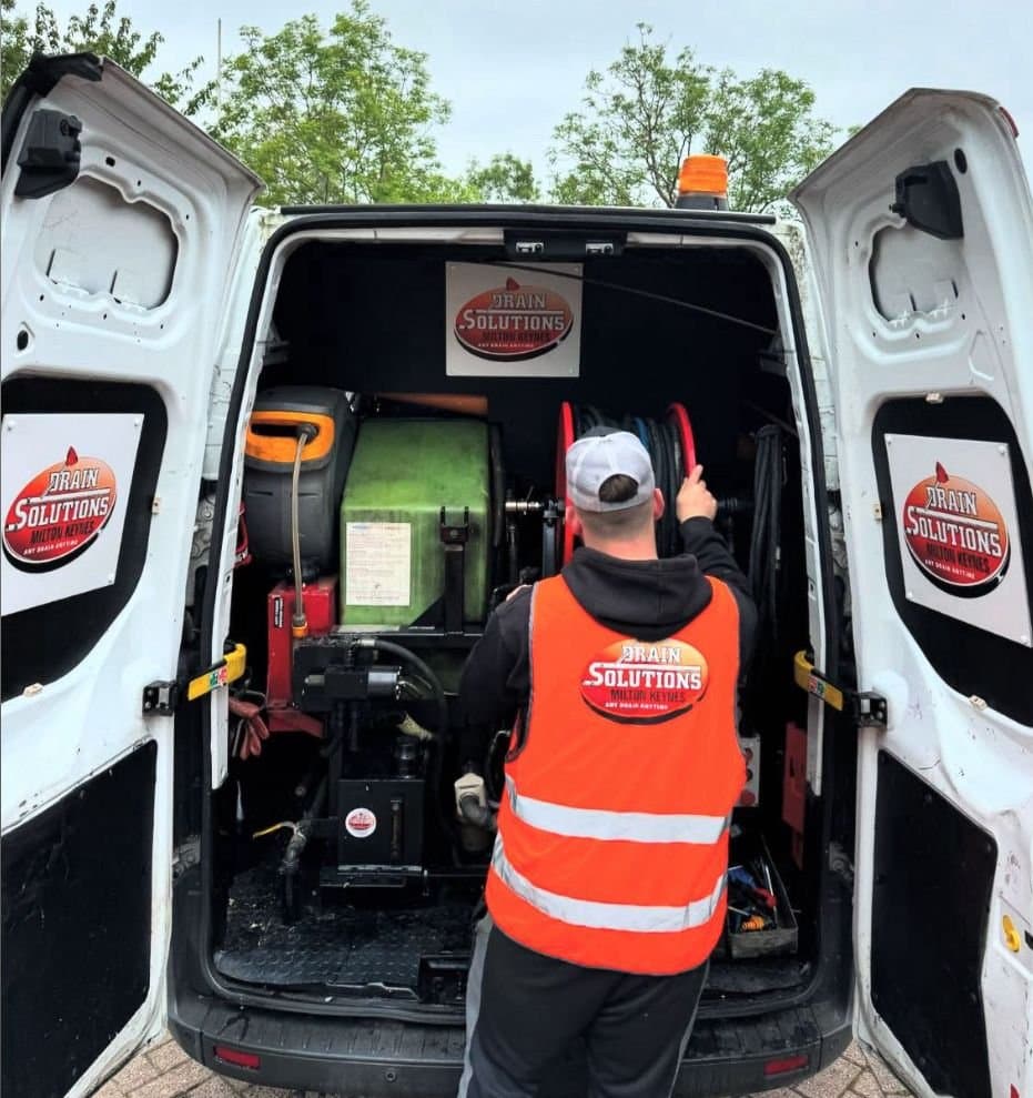 Drain Solutions MK engineer in hi-vis at a call-out